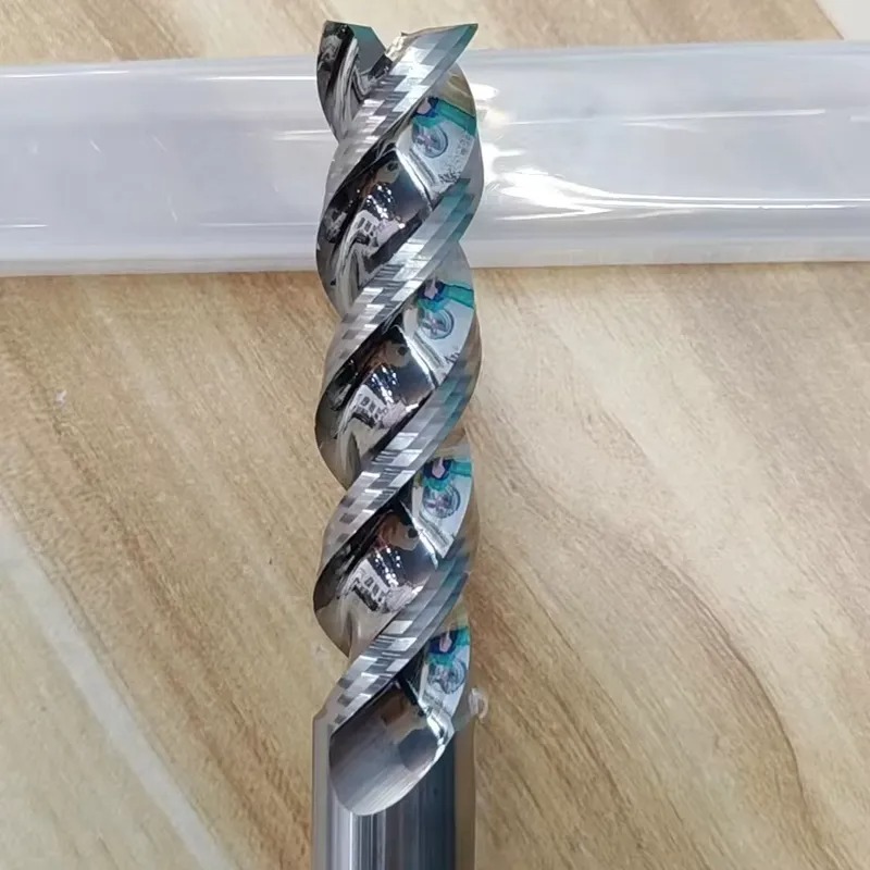 End Mill - Mata Bor Ujung Heliks Sudut Tinggi